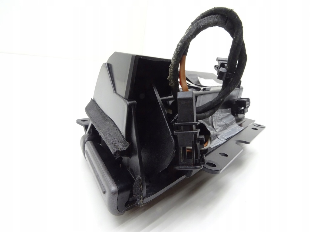 фото №8, Пепельница правый задняя vw phaeton 3d4857406