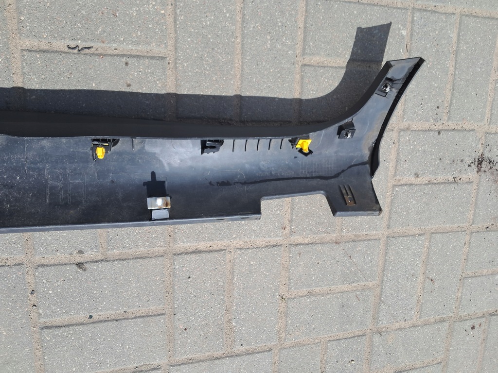 фото №8, Kia stonic молдинг поріг накладка поріг права 87754-h8400