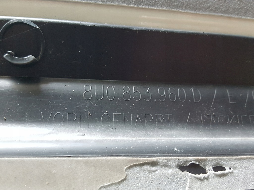 фото №7, Audi q3 8u 11-14r молдинг дверь правая перед ly9k