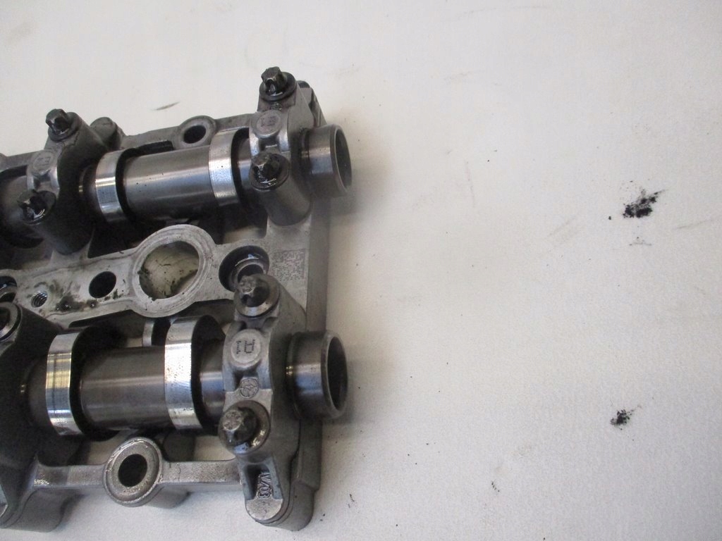 Вал валы распределительного вала bmw f10 f11 3.0 d Оригинал