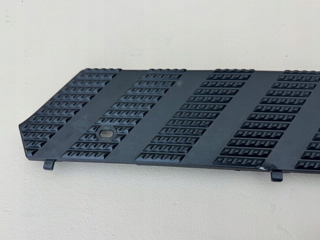 Mercedes actros mp4 підніжка накладка захист бампера перед a9608850311 Ціна