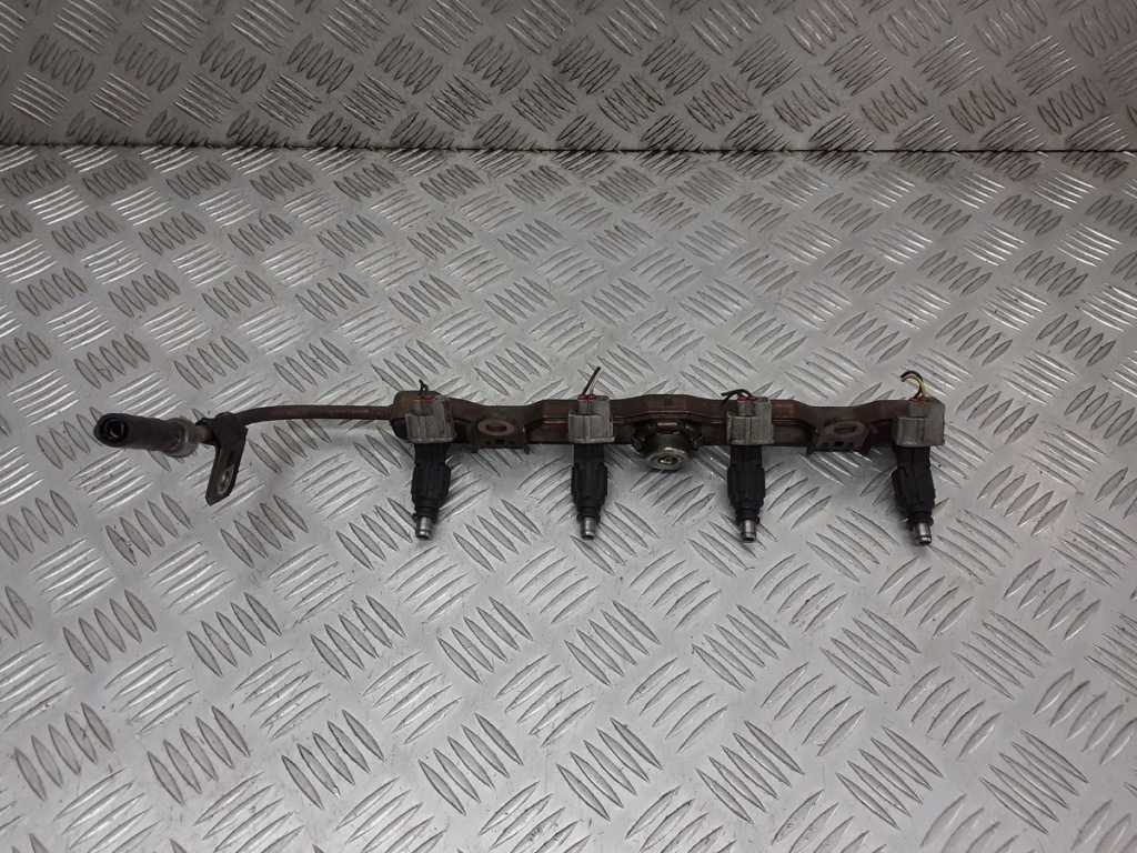 фото №1, Молдинг упорскування toyota corolla e12 1.4 vvti