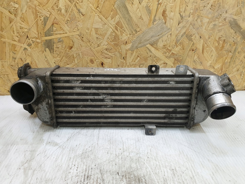фото №1, Інтеркулер hyundai i30 1,6 28271-2a610