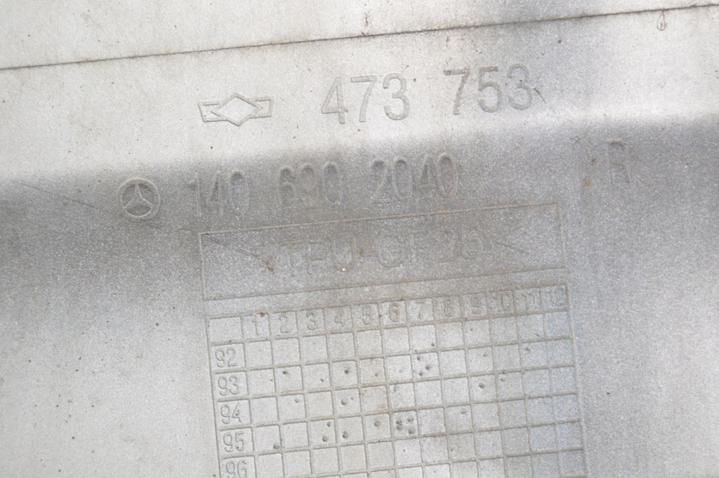 Молдинг правая дверь mercedes w140 cl c140 купе 1406902040 Доставка