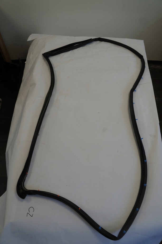 фото №1, Nh292 hyundai veloster i прокладка левый перед