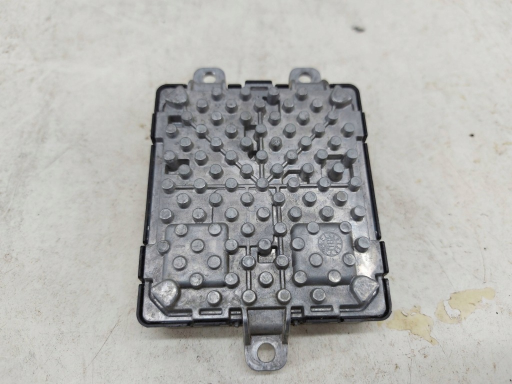 Hyundai i30 17- 3 3 блок управления модуль led фонари передней перед в Украине