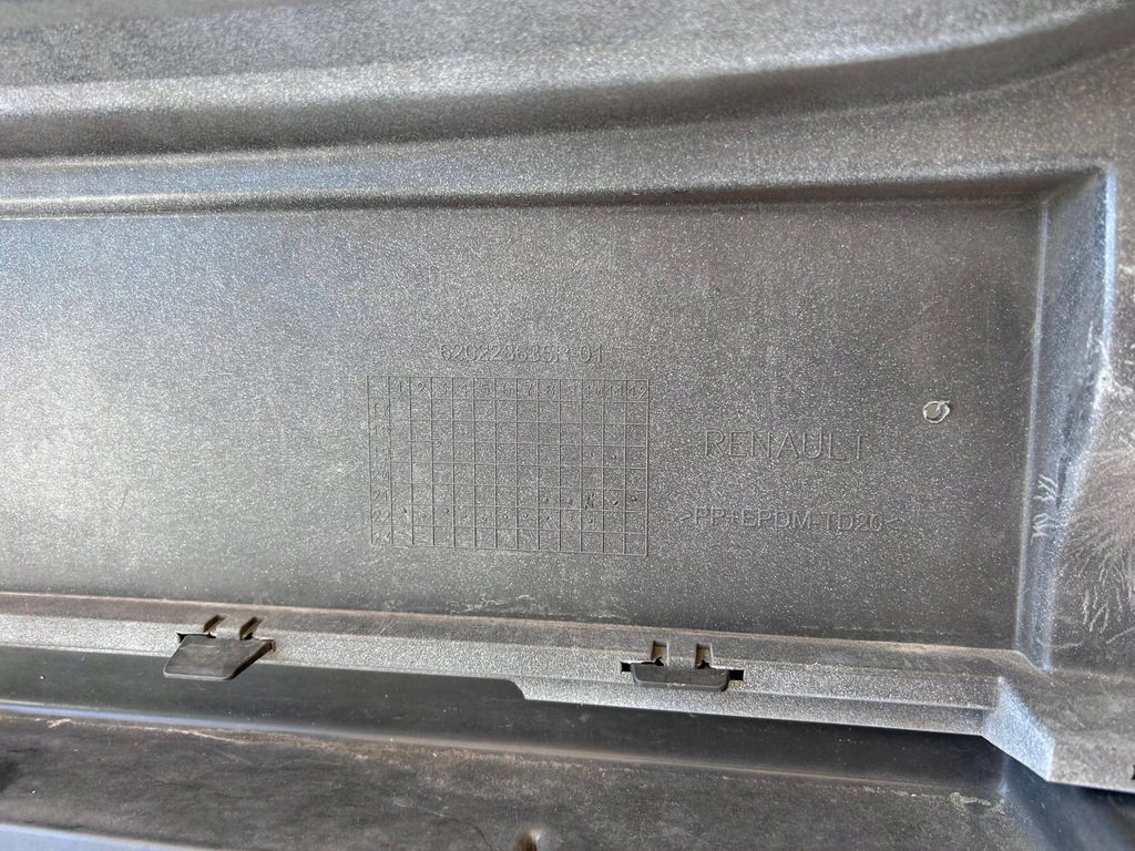 фото №8, Dacia spring бампер перед 620228635r оригинал