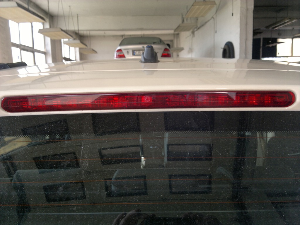 фото №1, Mercedes b klasa w245 свет стоп крышки задняя задний багажника w крышка багажника