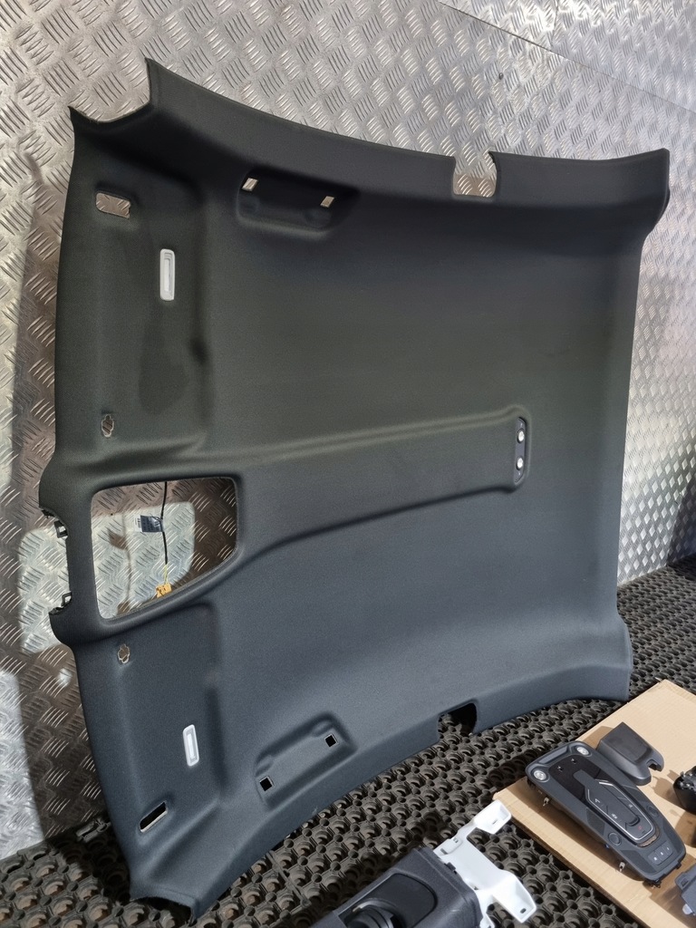 фото №6, Audi a5 8w потолок стойки