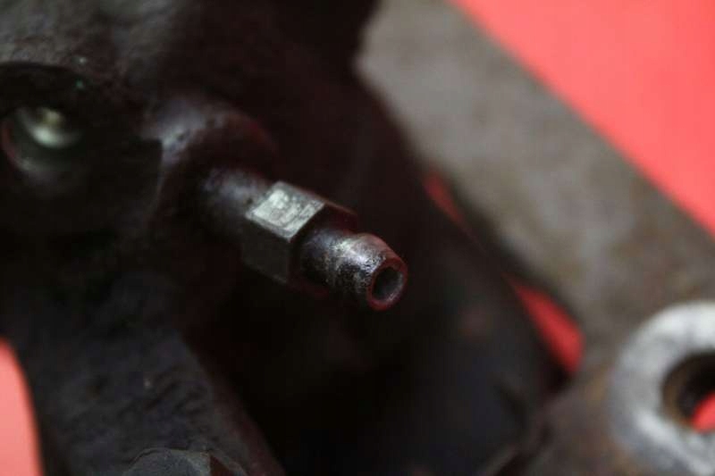 фото №9, Супорт лівий задня mercedes b-klasa w245 1.7 05r