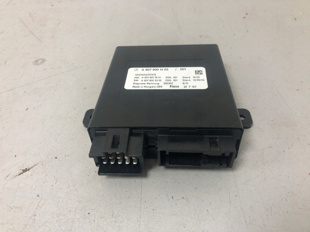 Купити Блок керування psm mercedes esprinter панель van w910 a9079001403 2020-