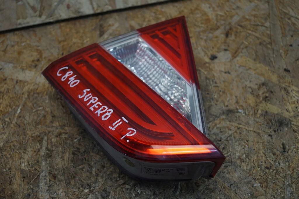 фото №8, Лампа правый задняя skoda superb ii lift sedan 3t5945094b