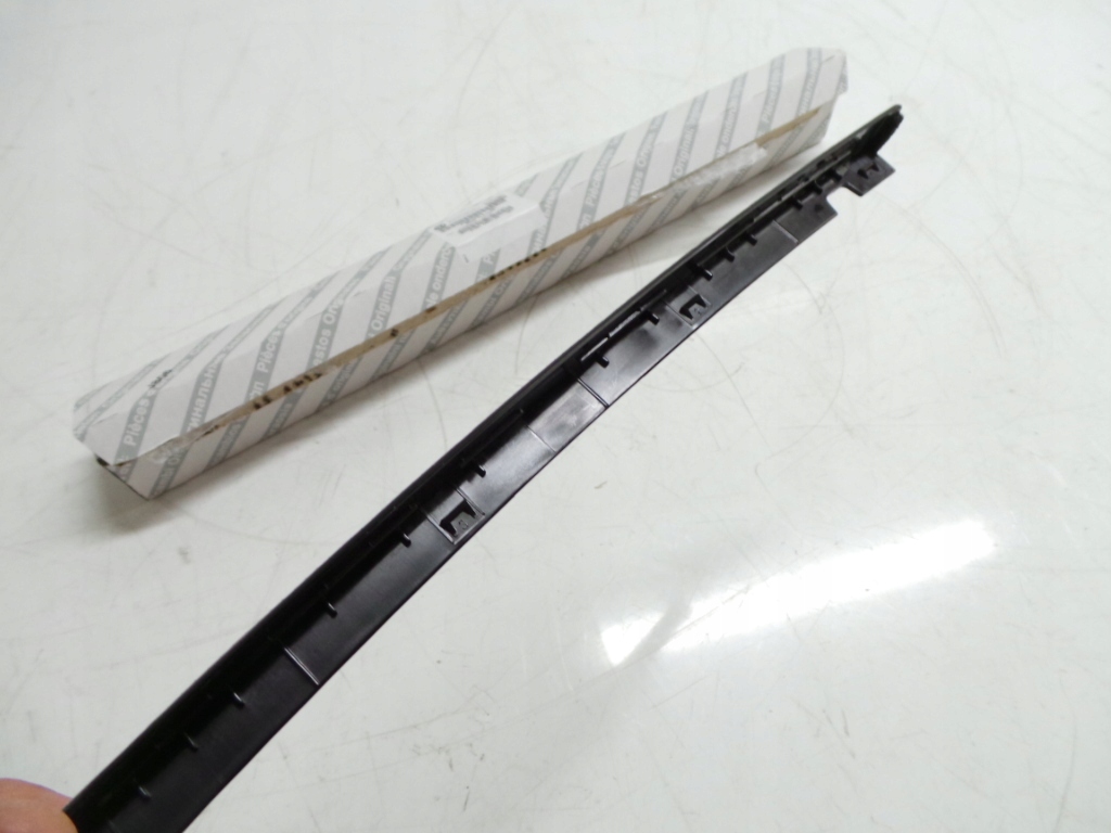 фото №4, Молдинг скло задня права alfa romeo giulia