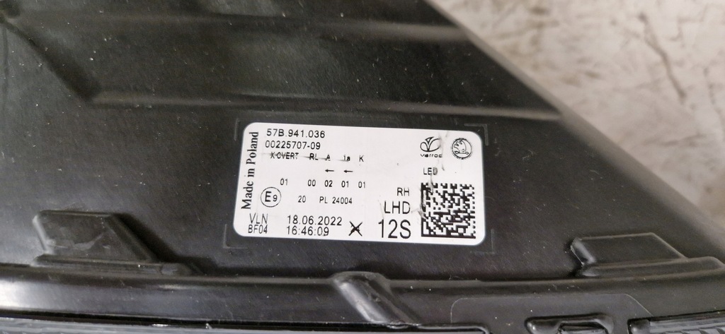фото №9, Skoda karoq lift full led лампа перед левая правая 2021-2024r