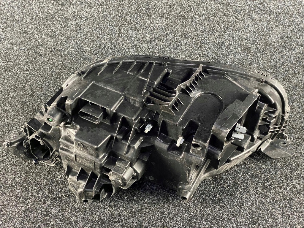 фото №5, Volvo xc90 ii лампа led правая перед 89912482