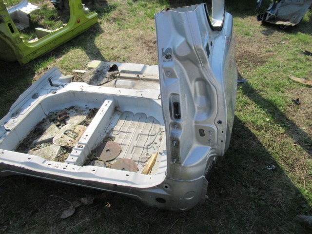 фото №2, Peugeot 5008 pas задний задний пол багажника