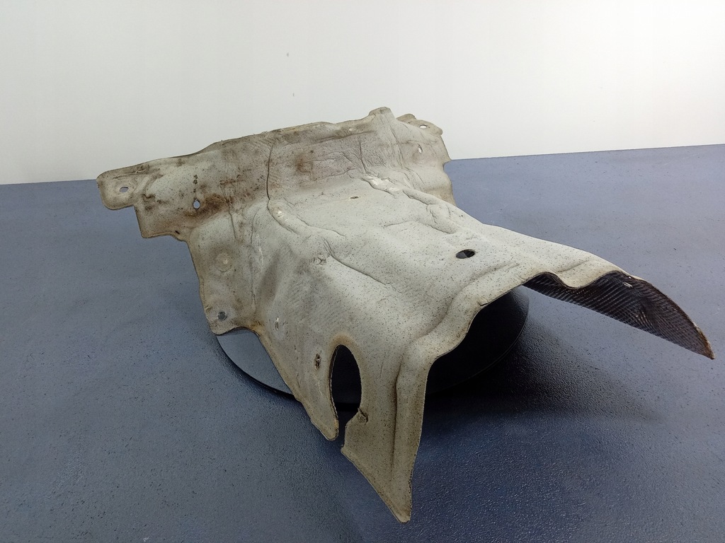 фото №4, Audi q7 ii q8 4m защита тепловая 4m0863983m