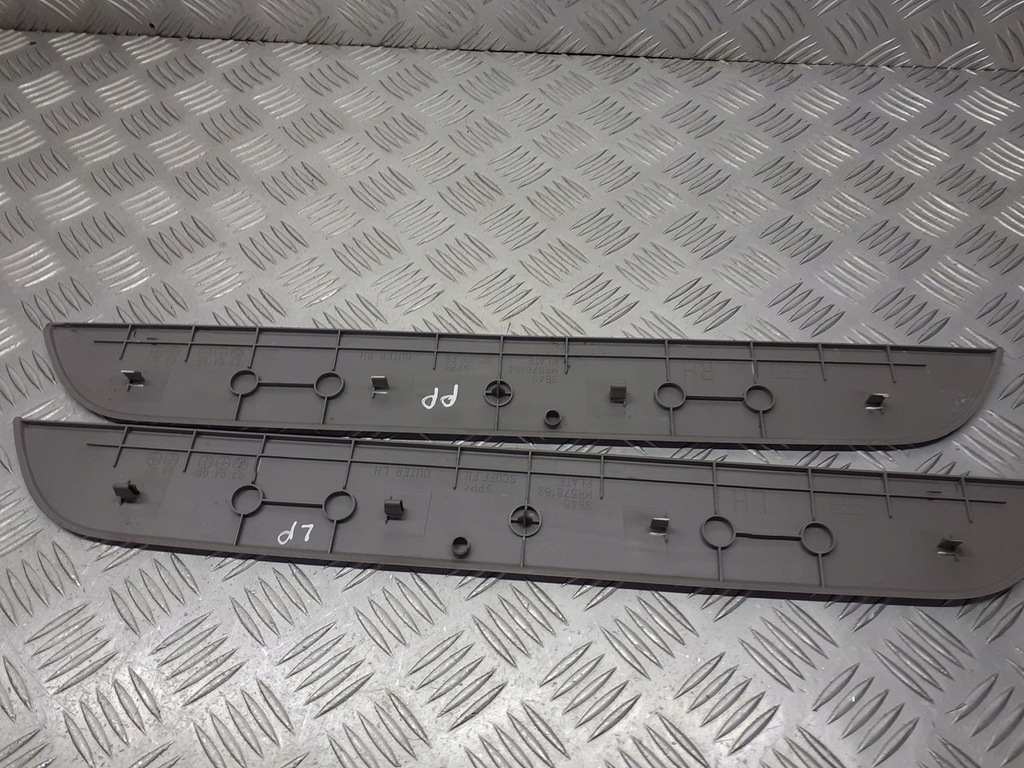 фото №3, Молдинг поріг внутрішня перед mitsubishi grandis mr576163