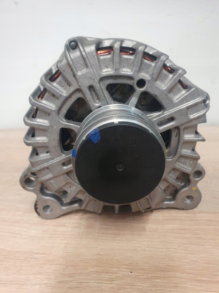 Генератор audi оригинальный номер 059903024a с Разборки