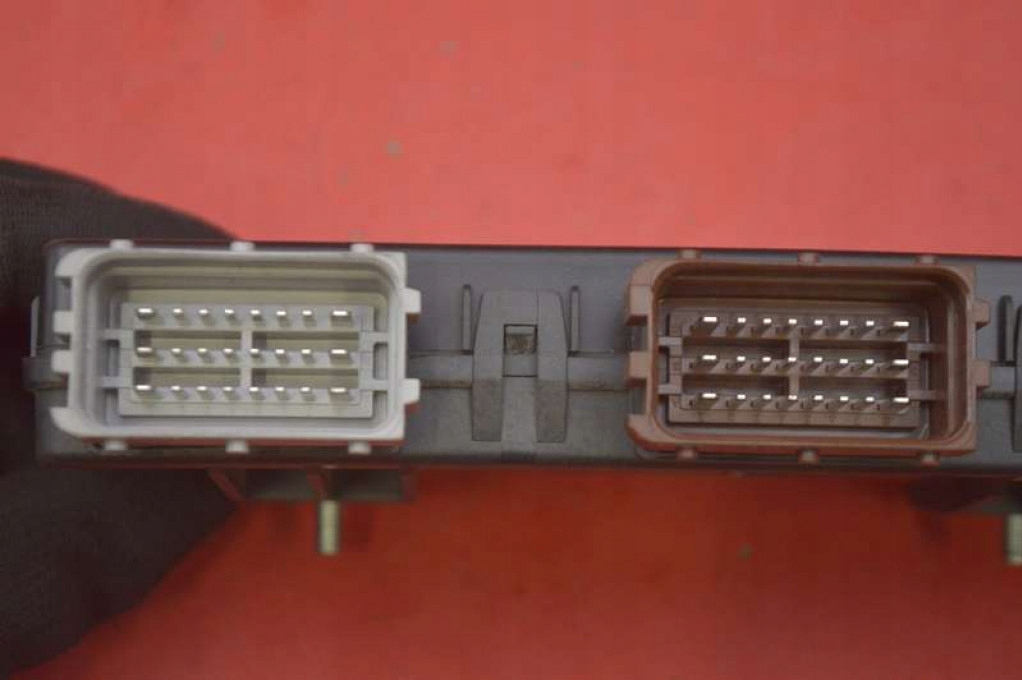 фото №8, Блок керування модуль сидіння водія 1011838-00-h tesla model s 12-20