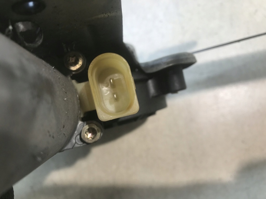 фото №6, Подъемник стекло правый задняя volvo s60 i