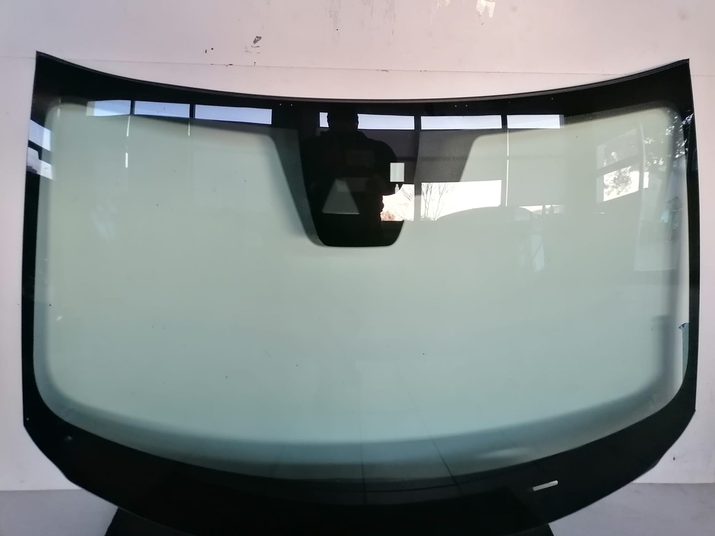 фото №1, Стекло лобовое mazda cx 5 датчик камера подогрев оригинал