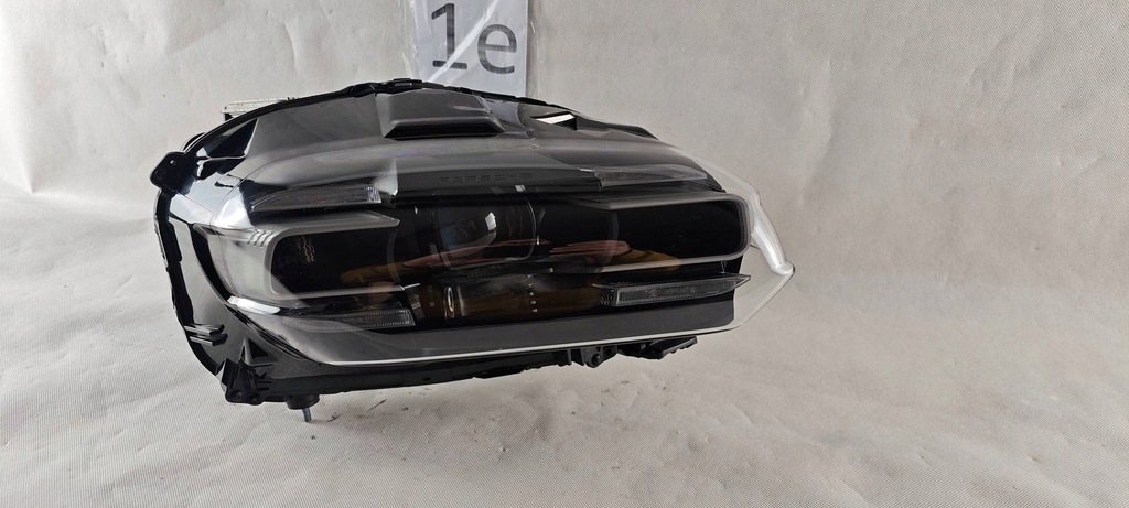 фото №1, Porsche taycan 9j1 full led правий фара лампа 9j1941032e