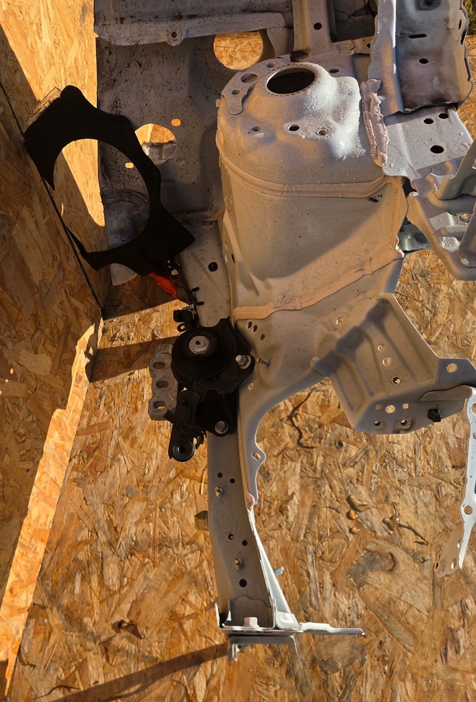 фото №5, Toyota yaris cross 2022- четверть левая перед