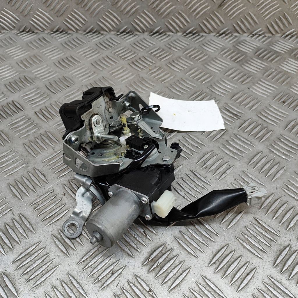 фото №6, Toyota corolla e210 e21 2022 замок крышки задний / багажника