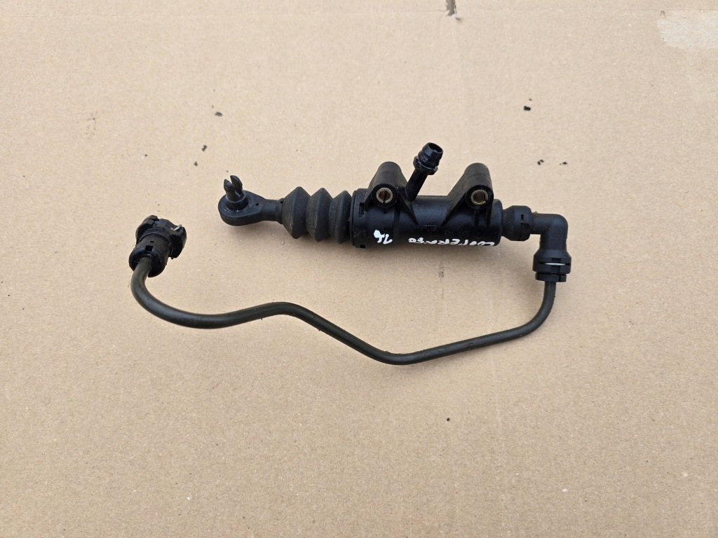 Купить Помпа сцепления bmw seria 1 e87 2.0 d 13670610, mini cooper r50 01-06 rok