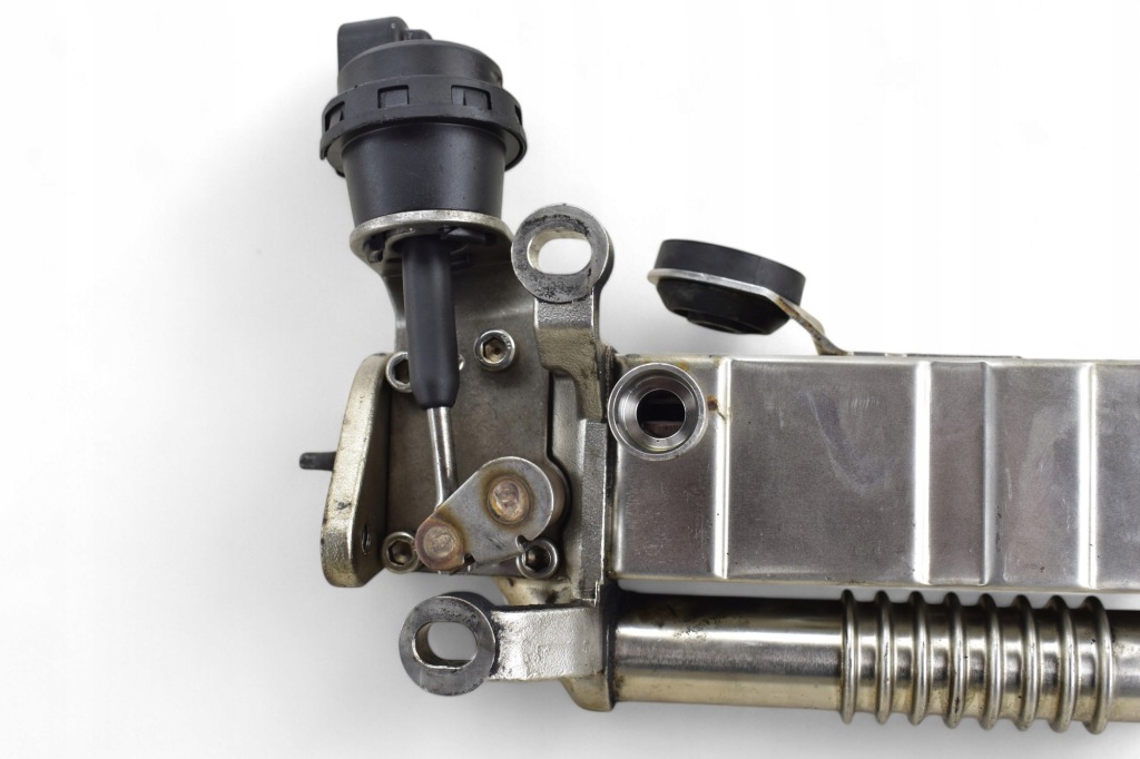 Радиатор выхлопных газов mini r55 r56 r57 r58 r59 r60 1.6 2.0 d n47 7823319 с Разборки