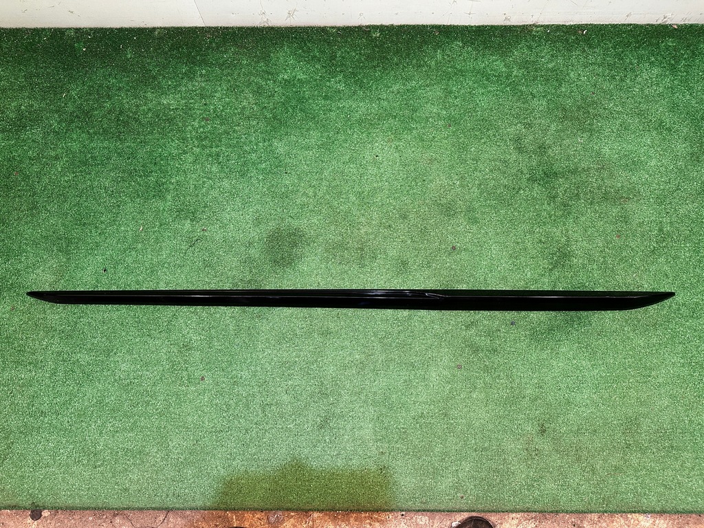 фото №1, Audi a1 82a s-line молдинг порог левая 82a853931a