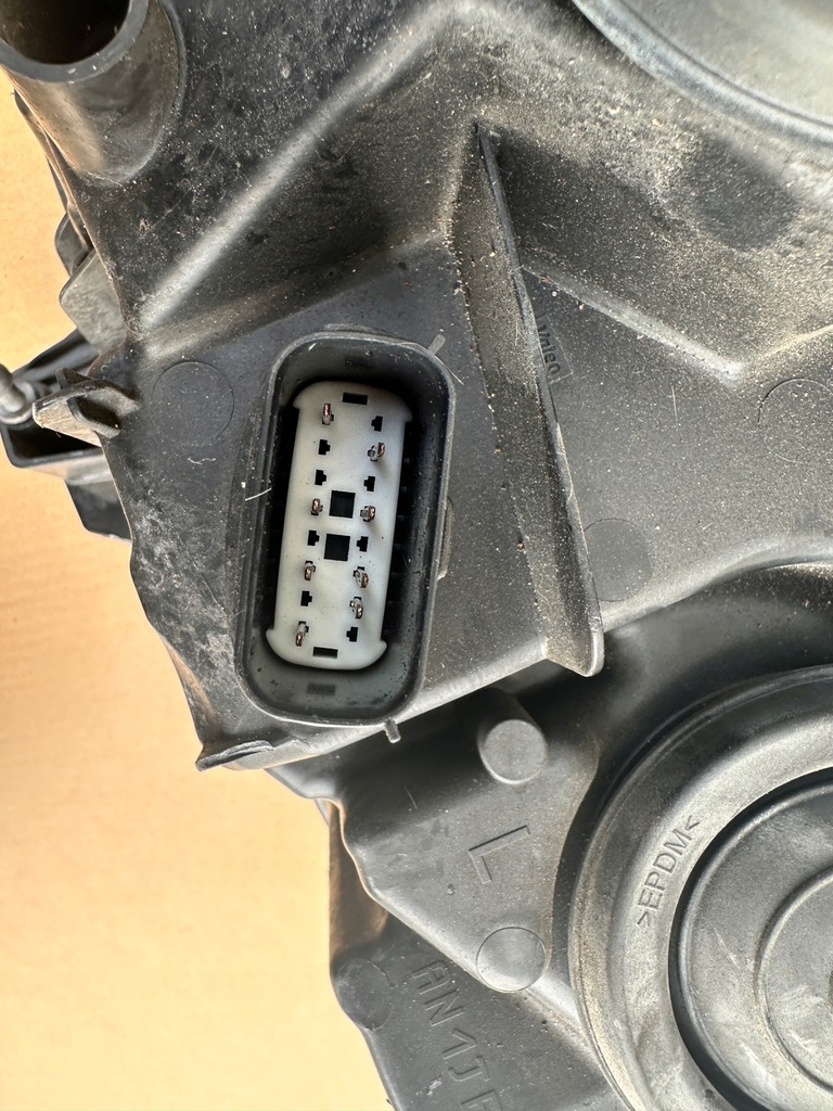 фото №11, Лампа ford mondeo mk5 ліва перед передня