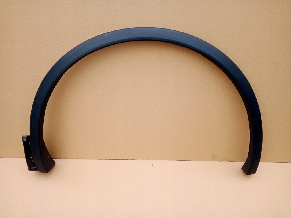 фото №1, Vw tiguan r-line права молдинг крила перед