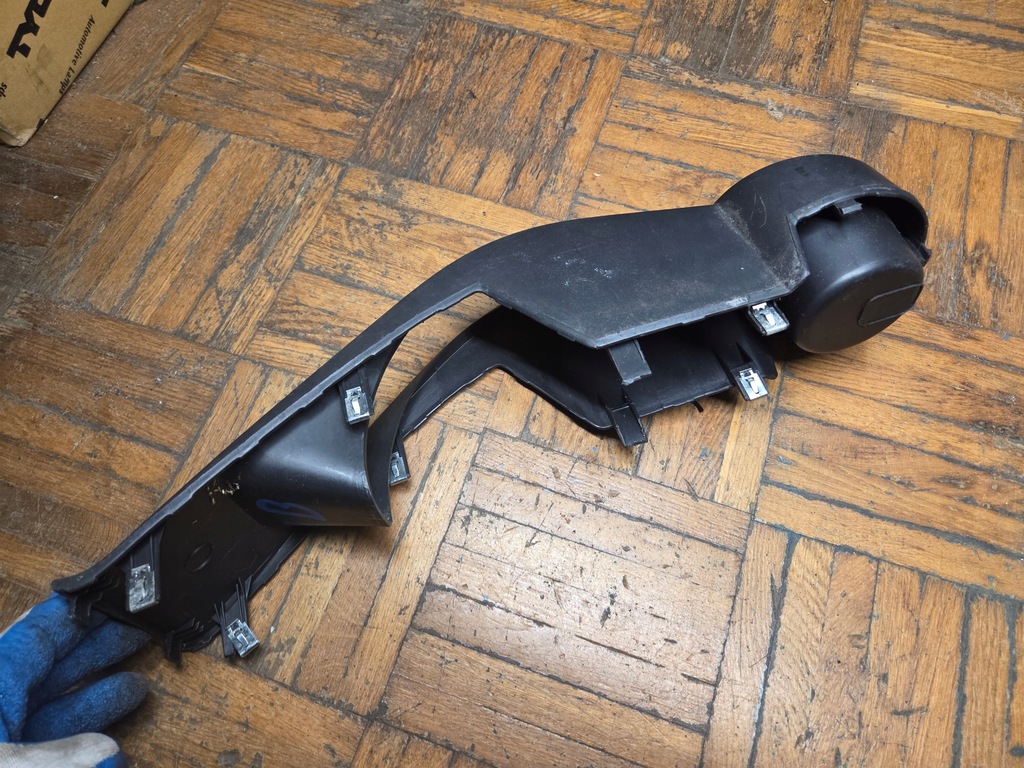 фото №13, Защита тормоза ручного seat ibiza iv 6j 6j0863289