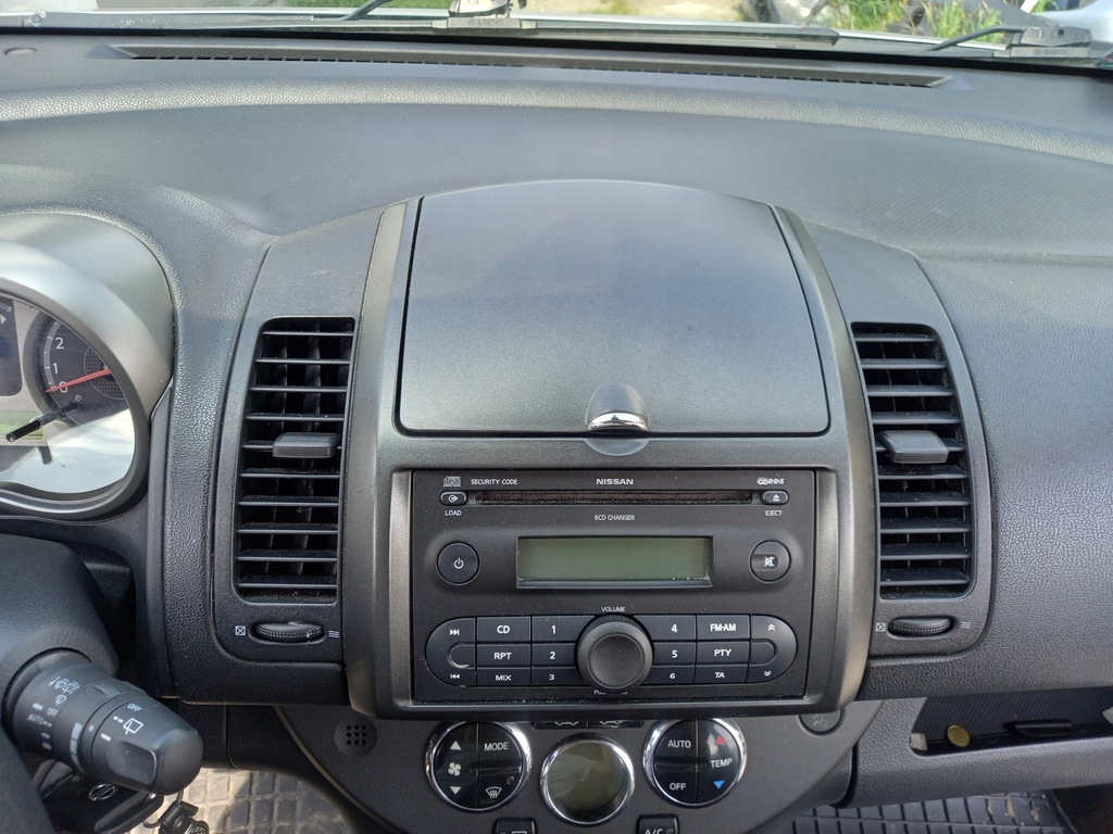 фото №7, Nissan note i e11 pulpit приборная панель приборная консоль