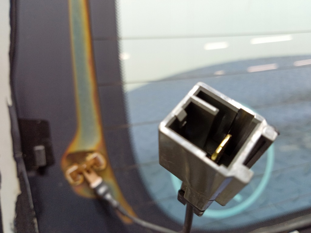 фото №4, Nissan note e11 скло задня