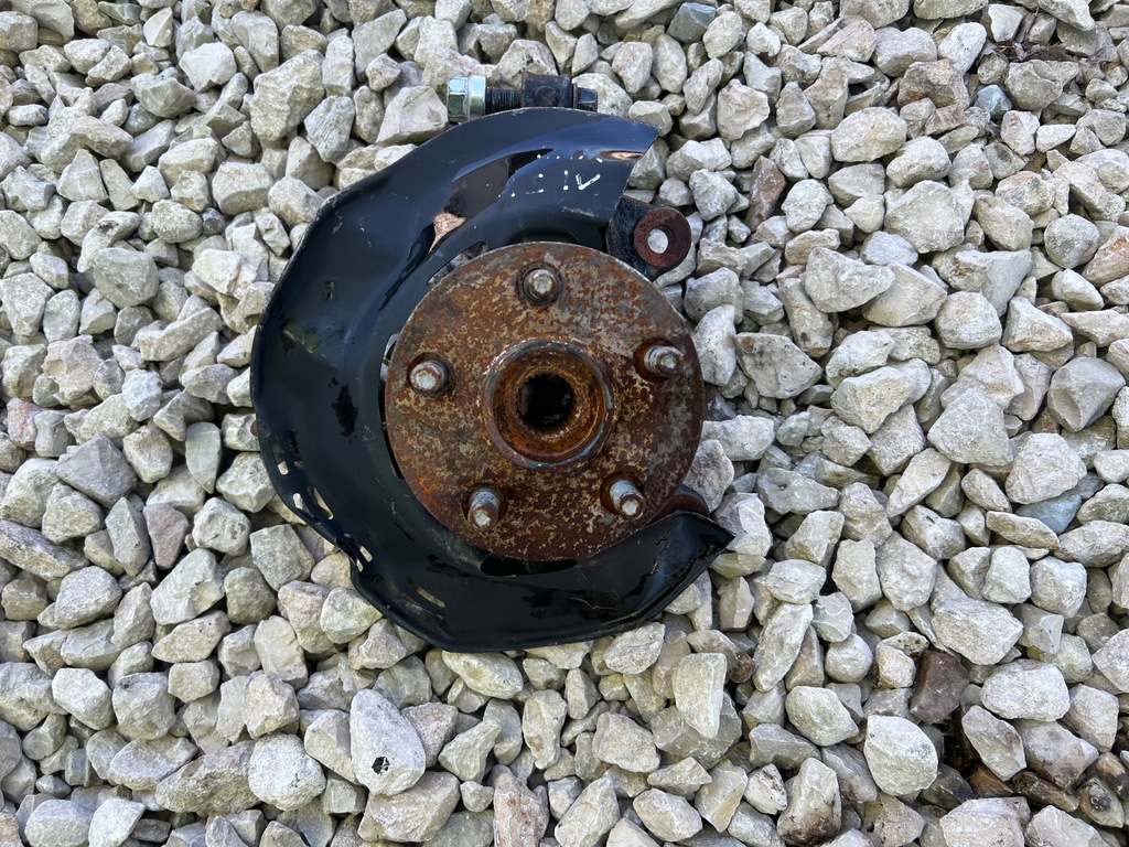 фото №1, Toyota yaris iv поворотний кулак права перед