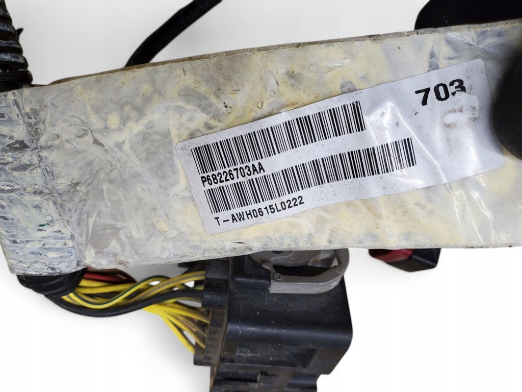 фото №10, Dodge ram 68226703aa панели приборная, консоль