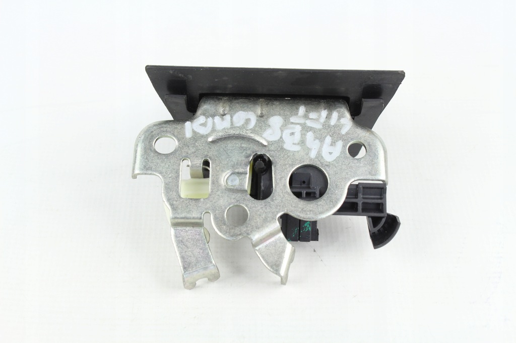 фото №4, Замок кришки багажника audi a4 b8 kombi 07-15