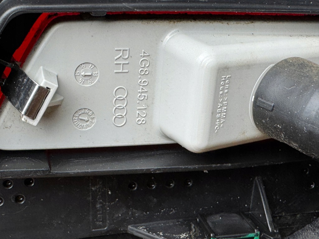 Audi a7 4g8 lift 2017 бампер usa задня pdc kompletny 4g8807067 lx5r 38km Зі Шроту