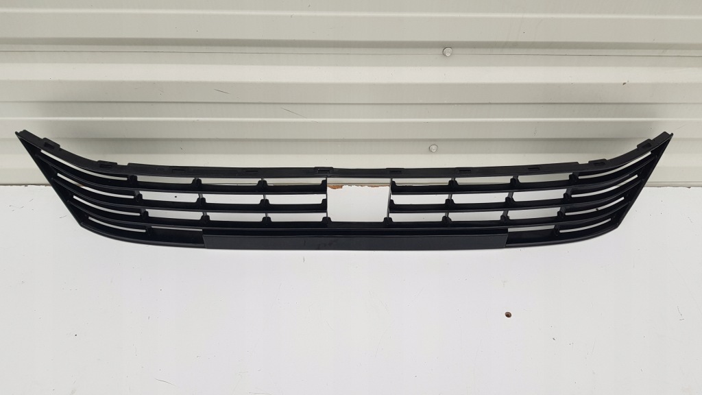 фото №2, Решітка середня бампера vw polo v 6r r-line радар