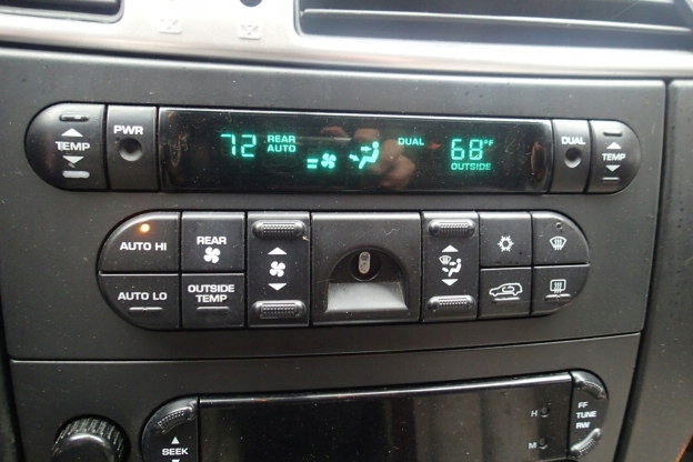 фото №1, Pacifica 3.5v6 панель обдув кондиционера dwie разъёмы