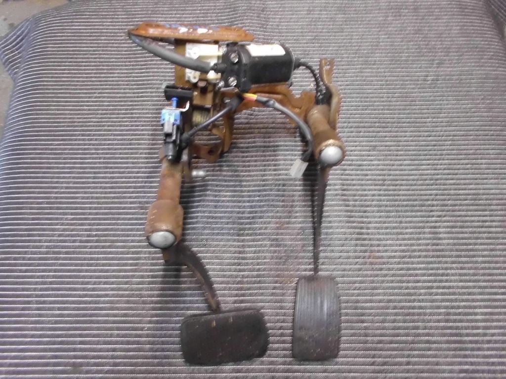 фото №1, Педали ford taurus 200r тормоза газа