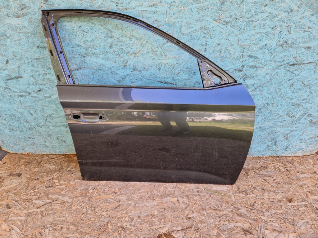 фото №1, Дверь правое передние skoda octavia iv