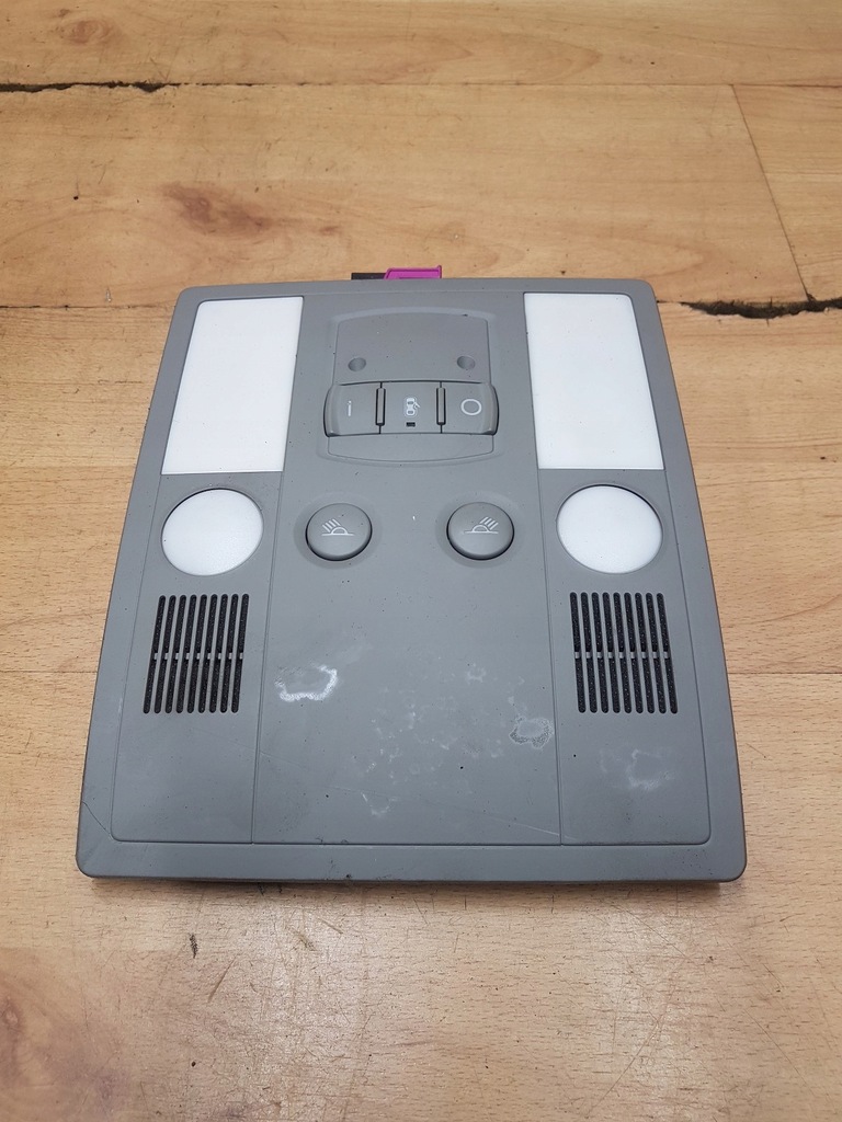 фото №1, Лампа освітлення салону audi a8 d3