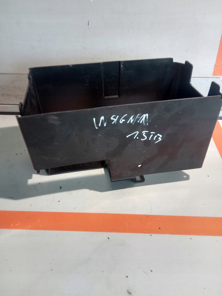 фото №1, Opel insignia b hb корпус аккумулятор