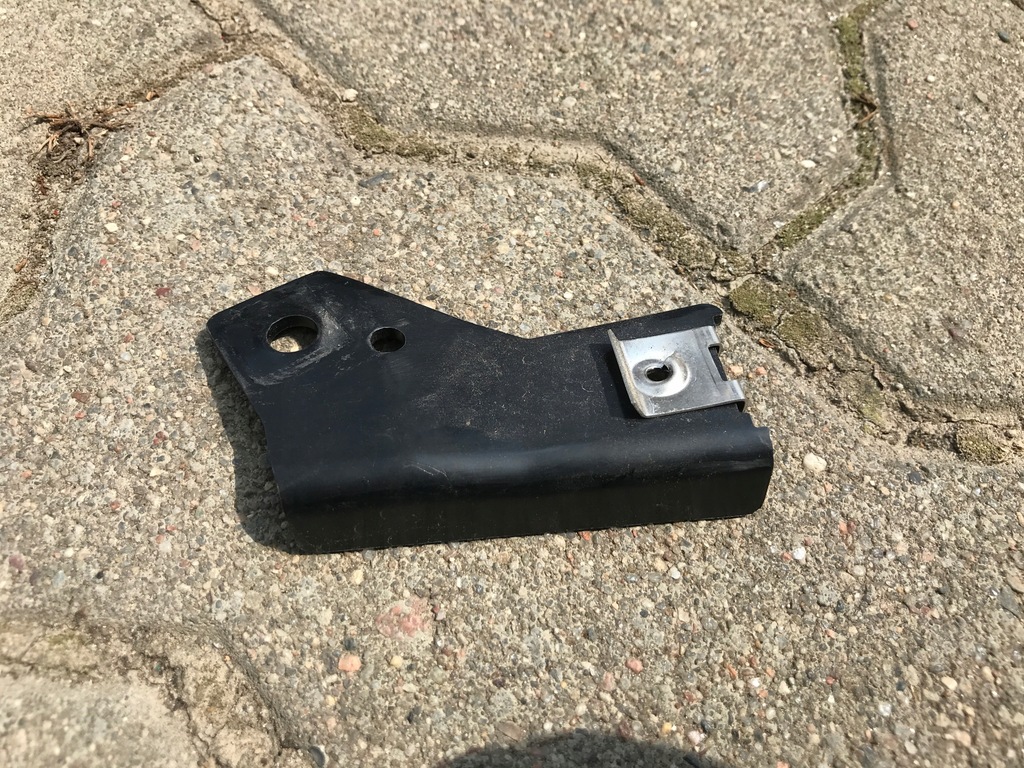 фото №3, Audi r8 4s кронштейн напрямна правий 4s0807084