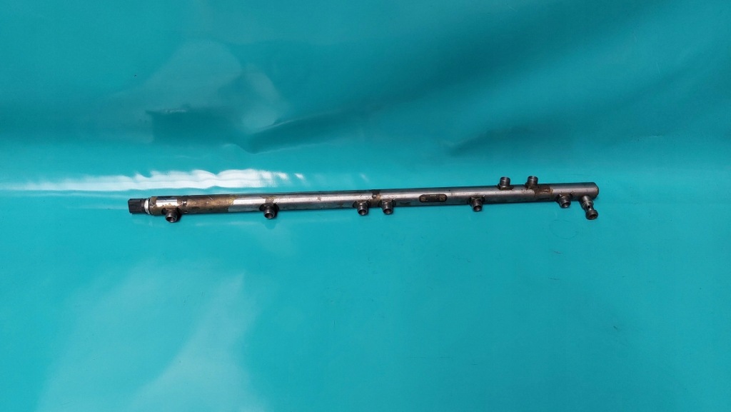 Купить Mercedes actros mp4 om471 euro 6 молдинг впрыскная rail