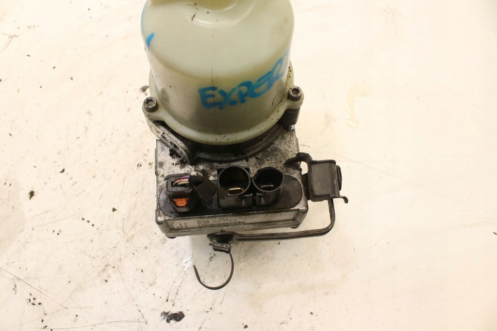 фото №7, Насос усилителя 9818127580 peugeot expert iii jumpy 2.0 blue hdi